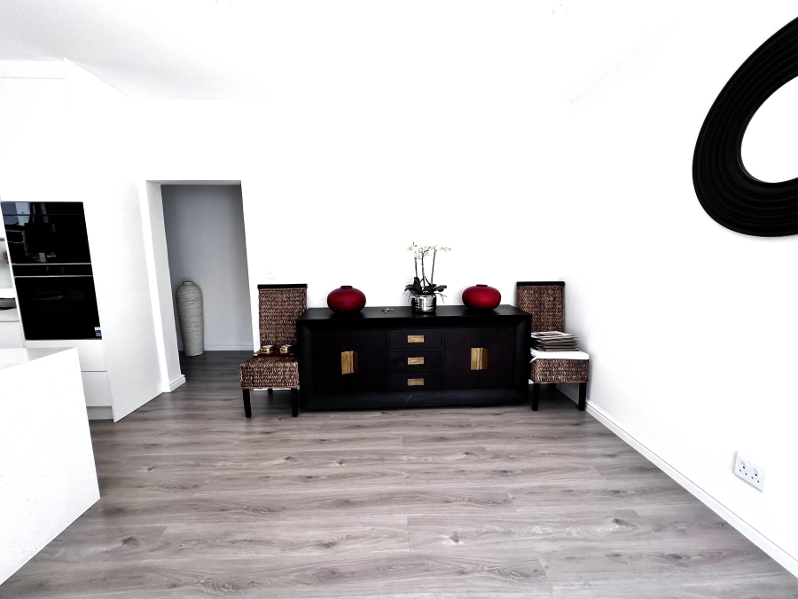 To Let 1 Bedroom Property for Rent in Sandown Western Cape